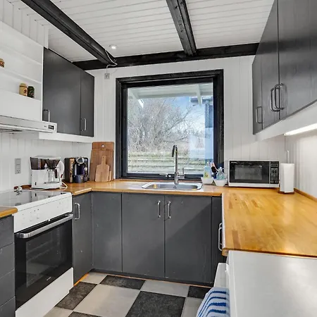 Amazing In With House Sea View *