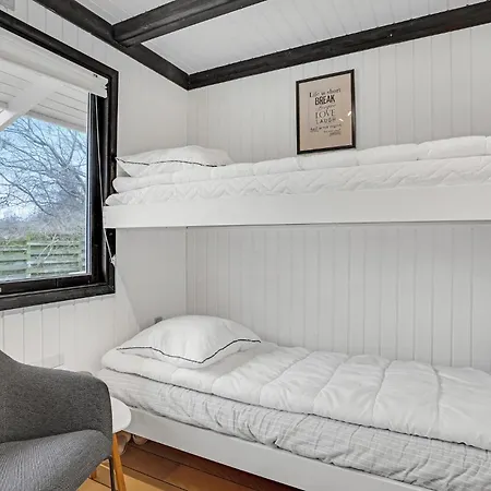 4 Bedroom Gorgeous In 펜션 폴른슬레브