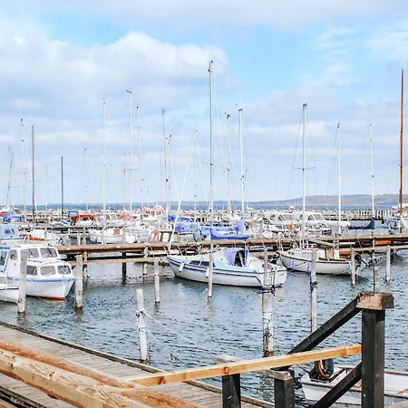 4 Bedroom Gorgeous In *