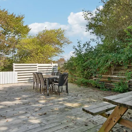 Amazing In With House Sea View *